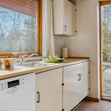 Stunning Home In Vaeggerlose With Kitchen